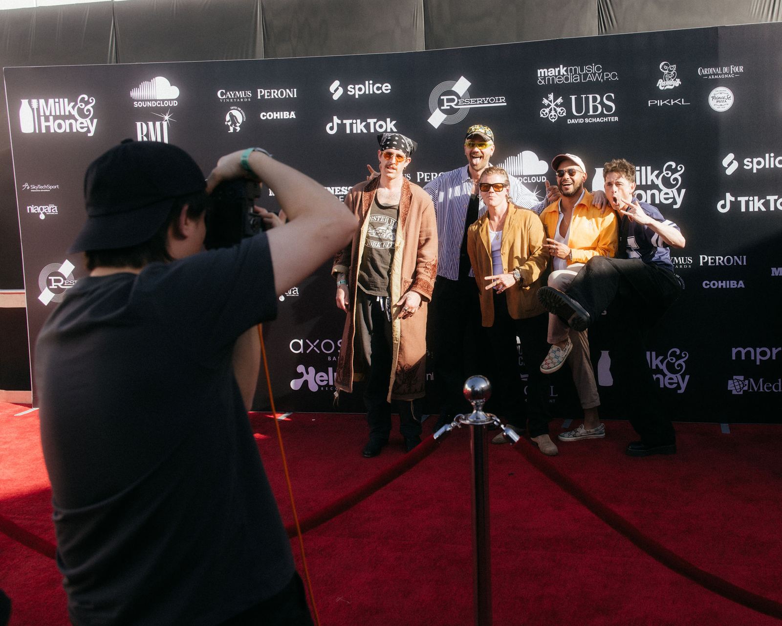 Step and repeat shoot